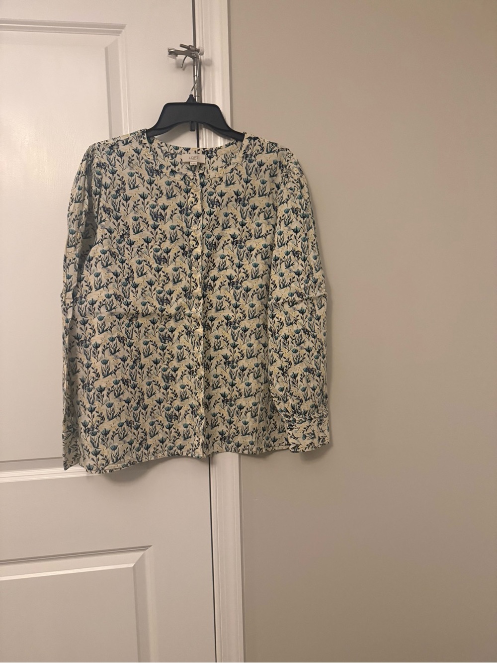 LOFT Cream Button-Front Floral Blouse with Blue Print